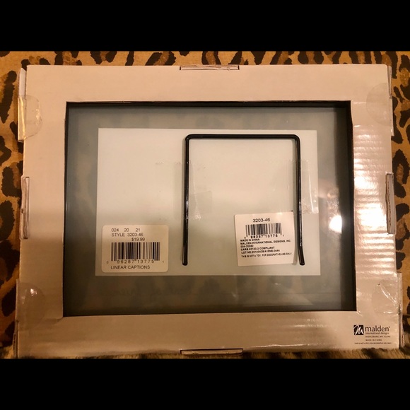 NWT-Frame - Picture 2 of 3